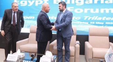 استثمارات ضخمة لتحديث البنية التحتية في مصر: 2 تريليون جنيه من وزارة النقل