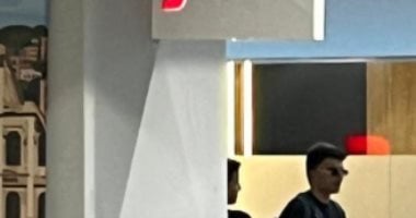 زيزو يهبط في القاهرة للالتحاق ببعثة الأهلي الأمريكية