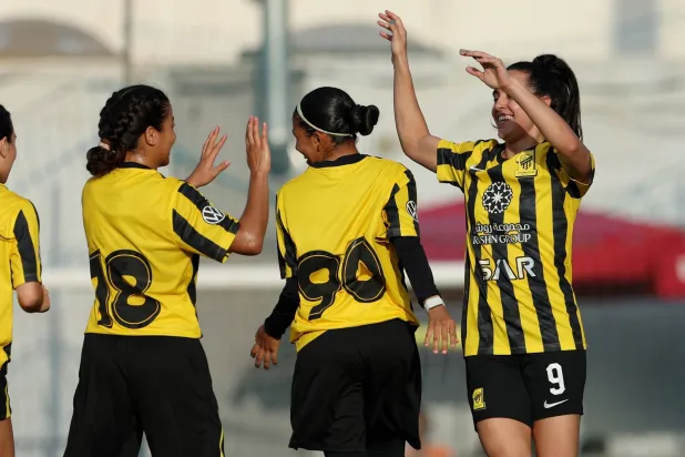 «سيدات الاتحاد تتألقن بفوز كبير على لاروكا الإسباني»