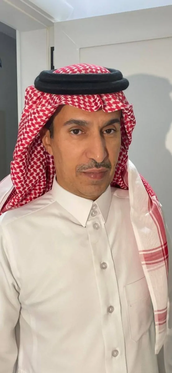 الأسمري: نجاح علمي يفتح أبواب الأمل لوالده