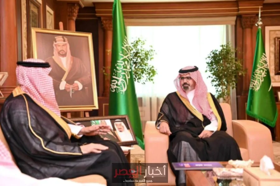 نائب أمير جازان يناقش استراتيجية الاتصالات لتحسين الخدمات الرقمية