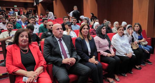 تمكين الشباب في السعودية: دورهم الفاعل في اتخاذ القرار وحمايتهم