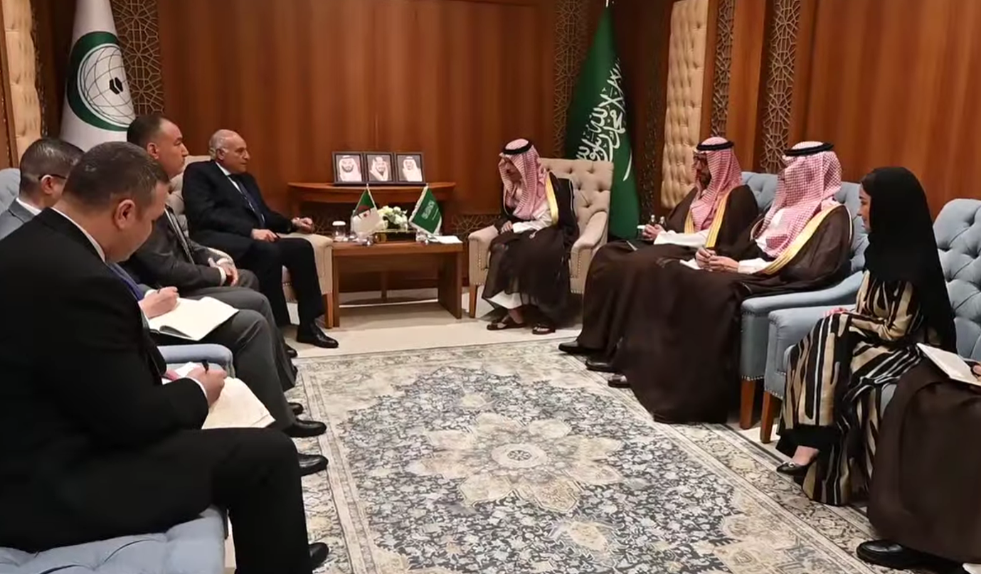 عطاف والسعودي: تعزيز الشراكة في جدة
