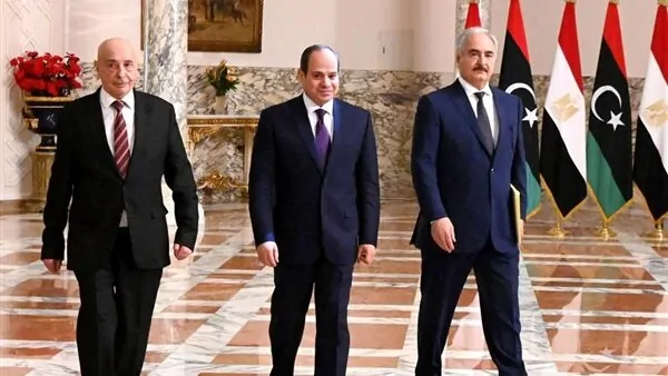 السيسي يجمع خليفة وعقيلة صالح في قاهرة الحوار