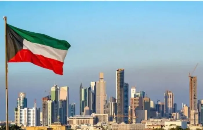 كشف تزوير تصاريح العمل المصرية في الكويت من قبل الداخلية