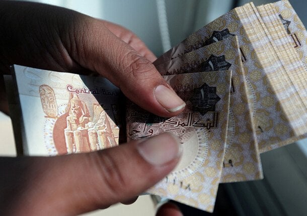 أول صك بالجنيه المصري في السوق قبل نهاية 2025