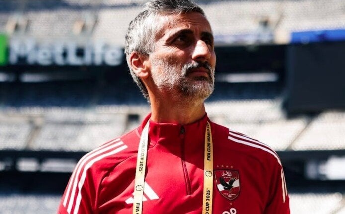 الأهلي ينهي عقد ريبيرو ويودعه رسمياً