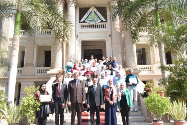 تخريج الدفعة الأولى من مدرسة الصيف للقطاع الطبي في جامعة بنها
