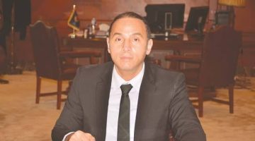 د. إسلام عزام يتولى رئاسة البورصة المصرية بقرار حكومي جديد