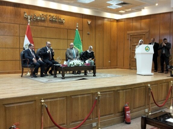 تعزيز الشراكة: قانون العمل الجديد للمستثمرين والعمال