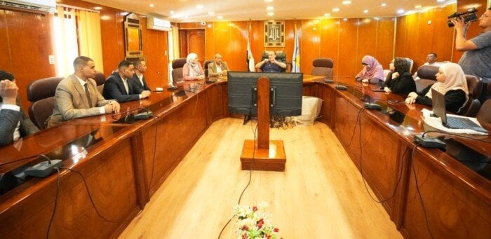 محافظ أسيوط يوجه دعمًا لخريجي الهندسة نحو بناء مشاريع تنموية مبتكرة