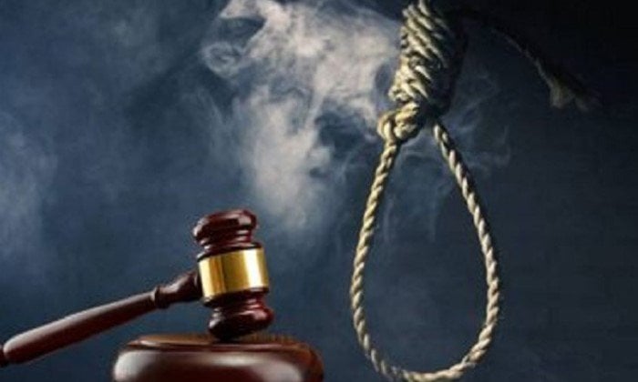 محكمة قنا تعاقب عاملًا بالإعدام لقتله شقيقه طعنًا
