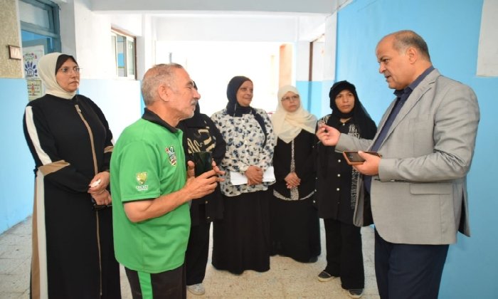 مدير تعليم بورسعيد يتفقد استعدادات مدارس إدارة شرق للعام الدراسي الجديد