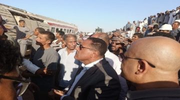 مسؤول مطروح يتفقد موقع حادث قطار زاوية العوامة