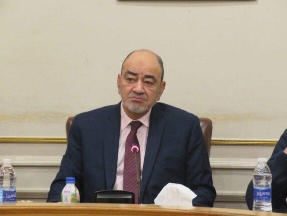 نداء عاجل لرئيس الحكومة: إنقاذ المستلزمات الطبية في خطر!