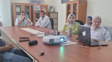 ندوة توعوية في مصنع الهواتف المحمولة لتعزيز ثقافة السلامة والصحة المهنية في أسيوط