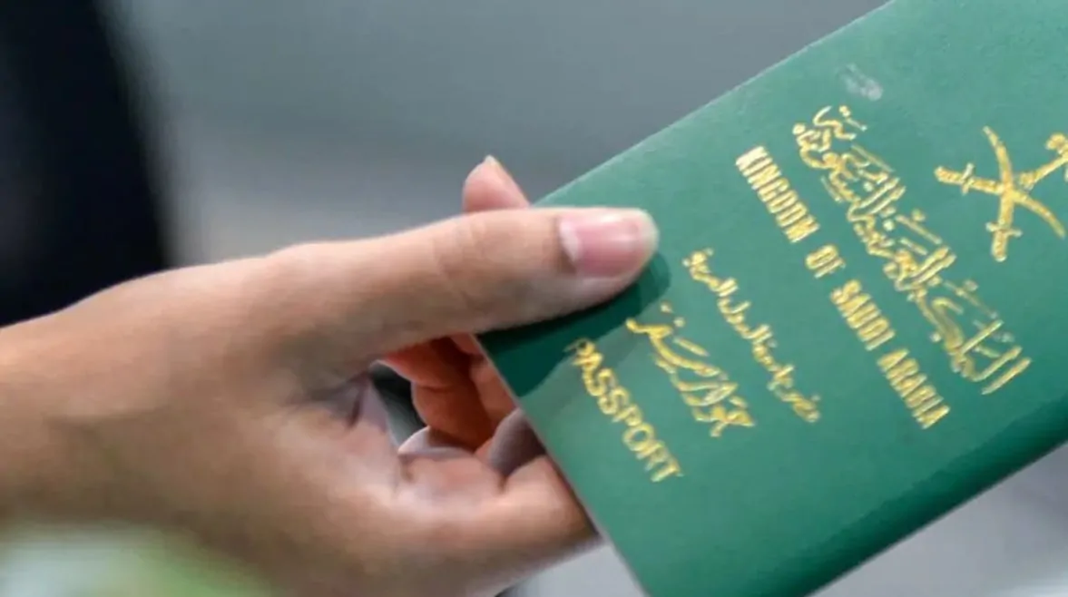 قرارات جديدة للمقيمين بعد إلغاء بلاغ الهروب: ما تحتاج معرفته!