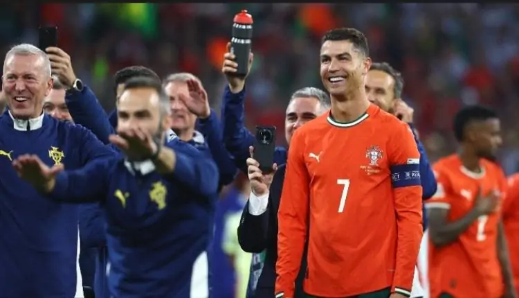 لقاء حاسم بين رونالدو ورئيس الاتحاد البرتغالي قبل مباراة أرمينيا: كل ما تحتاج معرفته 2 لقاء حاسم بين رونالدو ورئيس الاتحاد البرتغالي قبل مباراة أرمينيا: كل ما تحتاج معرفته