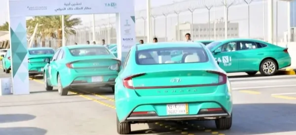 قواعد جديدة تسمح بإعلانات داخل سيارات الأجرة