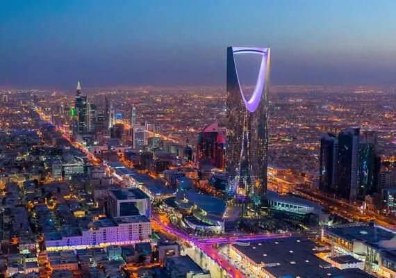 الرياض تستقبل منتدى الإعلام الرقمي 2025 وجوائز MENA في الأول بارك