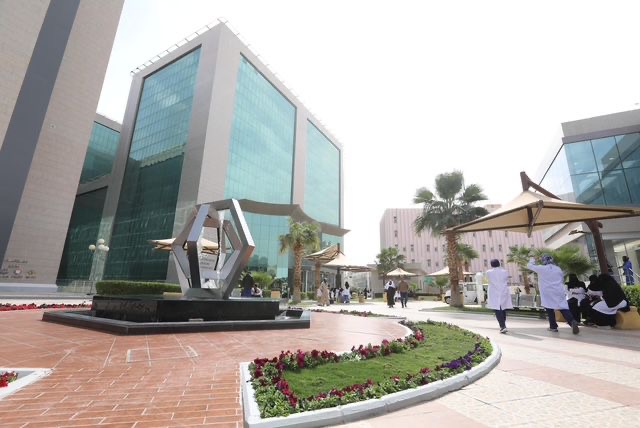 مدينة الملك سعود الطبية تُسجّل نجاحًا جديدًا في زراعة الصمام الأورطي