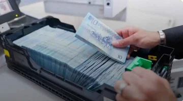 Dinar10