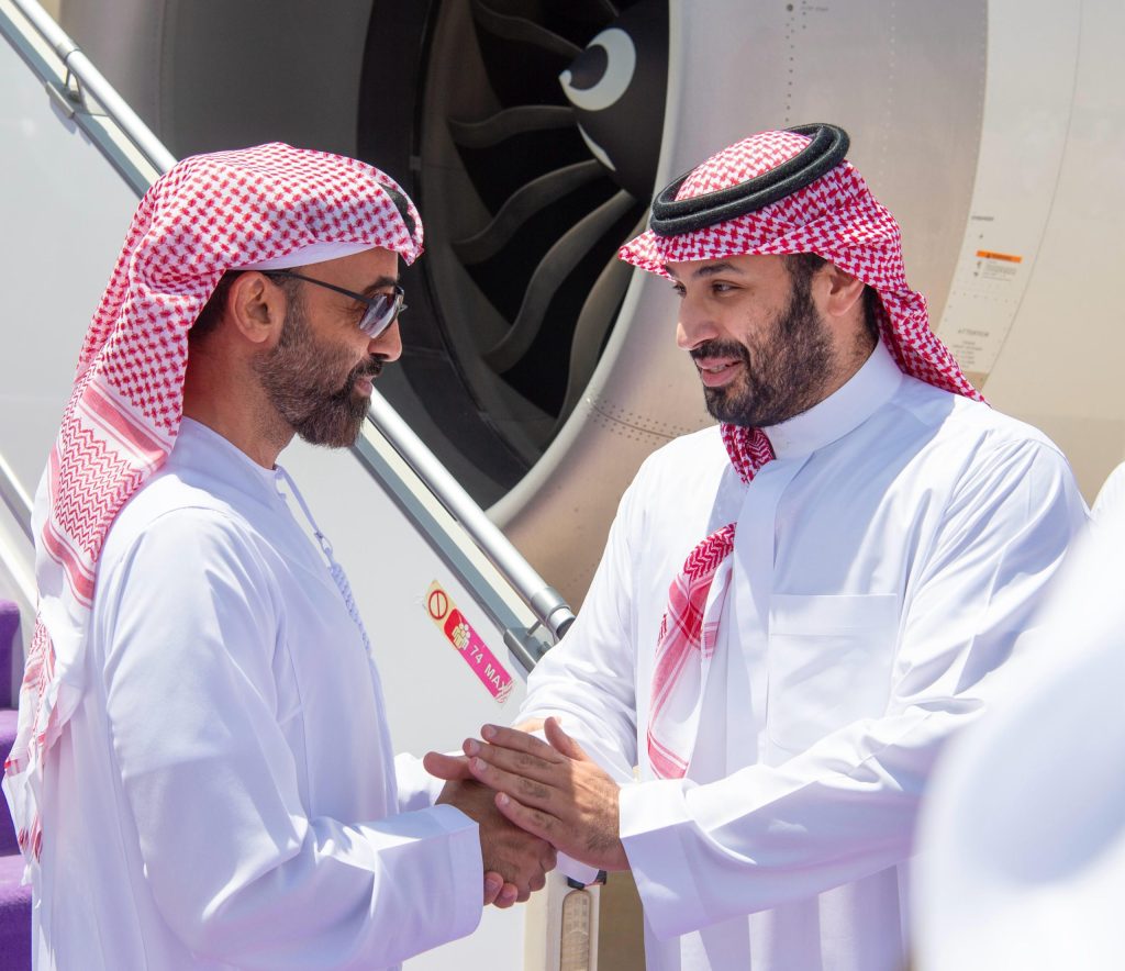 زيارة تاريخية: ولي عهد السعودية يستقبل رئيس الإمارات في الرياض
