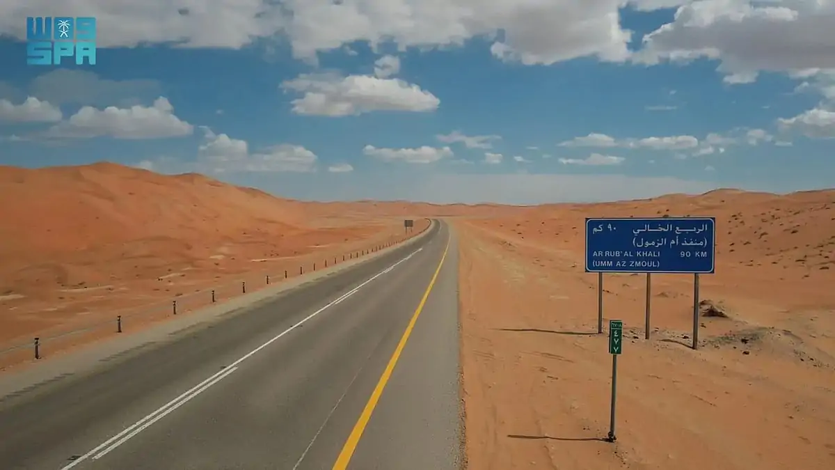 جسر جديد يربط السعودية بعمان عبر عمق الربع الخالي