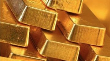أسعار الذهب تتقلب بفعل التوترات التجارية وعودة هيمنة الدولار