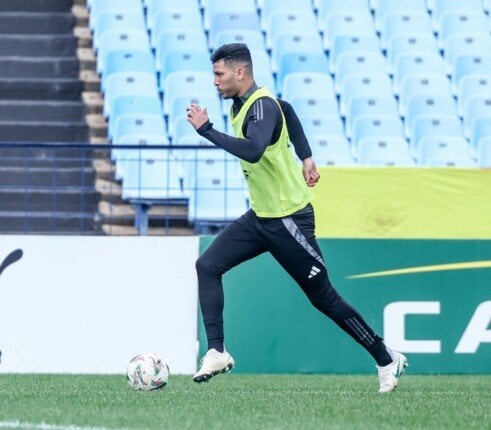أشرف داري يوقع مع منتخب المغرب