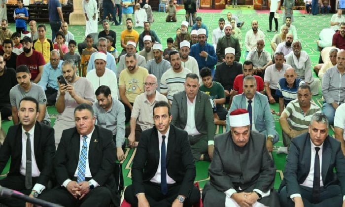 احتفال روحاني بمولد النبي في أوقاف البحيرة
