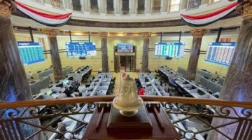 الأسهم الصغيرة تعزز السوق رغم تباين مؤشرات البورصة في بداية جلسة الأربعاء