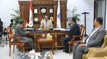 تحسين مراكز الشباب والمرافق الرياضية في قنا