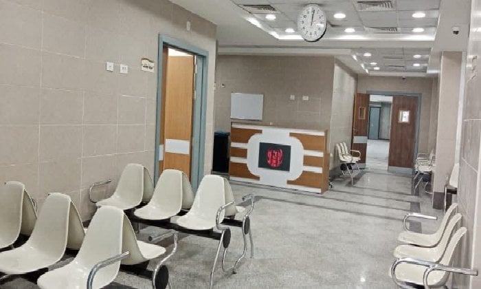 تطوير البنية التحتية الصحية في القرى الغربية: بناء مستشفيات عصرية