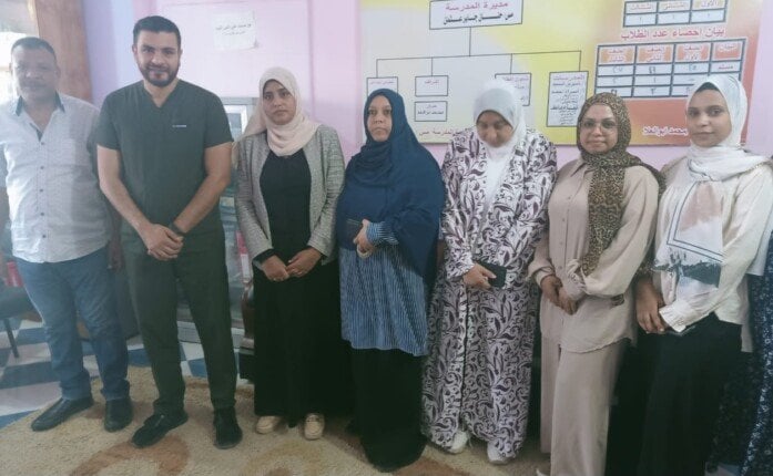 كشف استعدادات مدرسة التمريض في سفاجا لعام دراسي جديد بزيارة مدير الصحة
