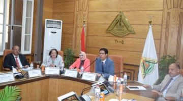 رئيس جامعة بنها يراجع التحضيرات الأخيرة للعام الأكاديمي الجديد