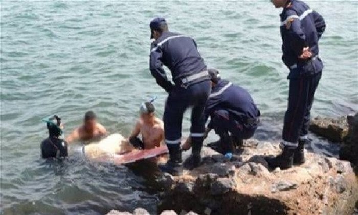 مأساة غرق طفلين خلال استحمامهما في بحر يوسف