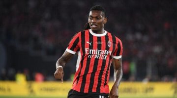 ليفربول يختار التخلي عن فرص التعاقد مع رافائيل لياو في صيف الانتقالات