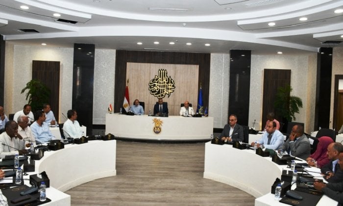 أسوان: شراكة مبتكرة لتعزيز التنمية بين الحكومة والمستثمرين