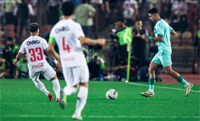 التعادل السلبي يسيطر على مجريات الشوط الأول بين الزمالك وبيراميدز في الدوري الممتاز