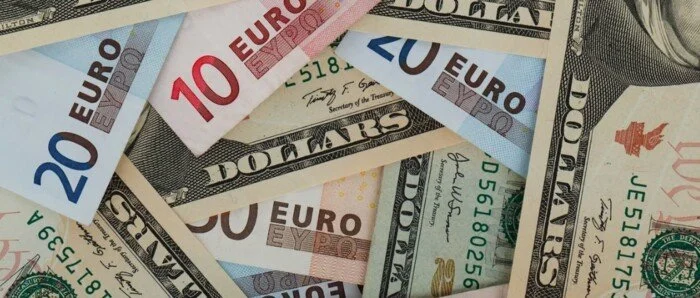 الدولار واليورو بكام أسعار العملات العربية والأجنبية اليوم الاثنين 27 أبريل 2026 وأبرز التغيرات في السوق المالية العالمية