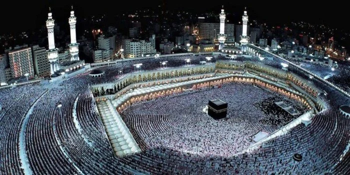 موسم الحج 2026 أسعار برامج الرحلات السياحية وجمعيات التضامن والإقبال الكبير على الخدمات المقدمة – مشاهير