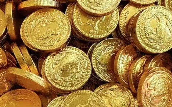 تراجع سعر الجنيه الذهب اليوم الثلاثاء 19 مايو 2026 مع تسجيل 2 جرام 14270 جنيهًا