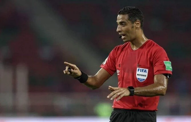 دور الأهلي والمصري تحت إدارة حكم المباراة أمين عمر في أبرز مواجهات الدوري – مشاهير