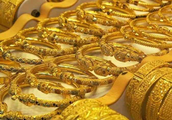 عيار 24 يقترب من 8000 جنيه والجنيه الذهب يقفز إلى 55800 جنيه في السوق المحلي