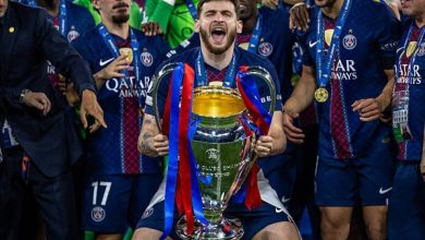 كفاراتسخيليا يُتوج بأفضل لاعب في دوري أبطال أوروبا 2023