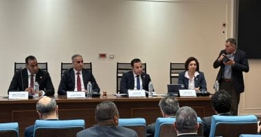مطالب برلمانية بضبط أسعار الهواتف ودعم المنتج المحلى لتعزيز السوق المحلية – مشاهير