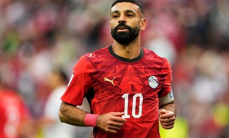 إعلامي مصري يكشف عرضًا سعوديًا خياليًا لمحمد صلاح