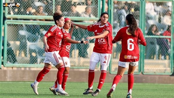 الأهلي يجدد عقد نجمة فريق الكرة النسائية لموسمين جديدين