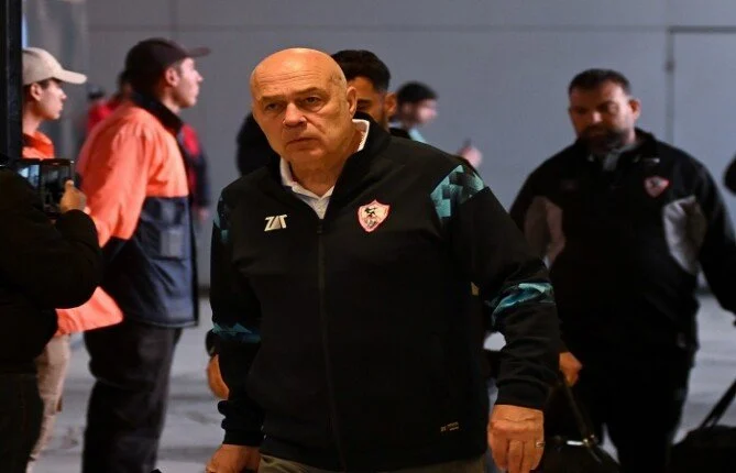 الزمالك يغلق ملفي كريستيان جروس وشارلروا رسميًا لدى فيفا ويُعلن القرار النهائي